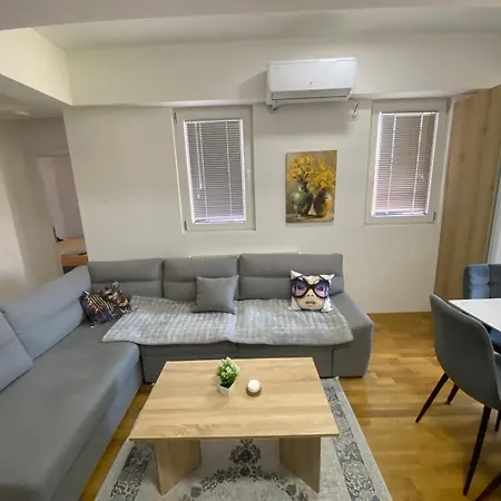 Апартаменты The Urban Haven