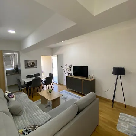 Апартаменты The Urban Haven *